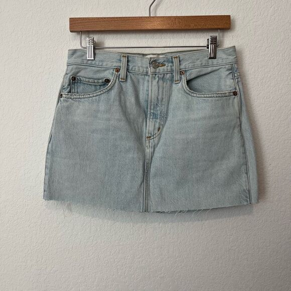 AGOLDE Light Wash Blue Denim Cut-Off Raw Hem Mini Jean Skirt Women's Size 26 - Picture 1 of 4